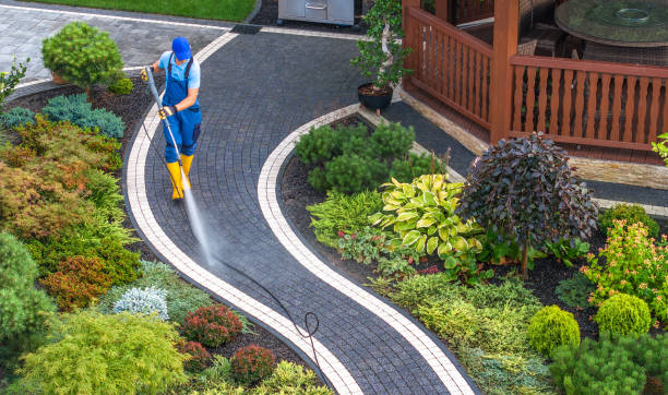 Best Commercial Pressure Washing  in Moncks Corner, SC